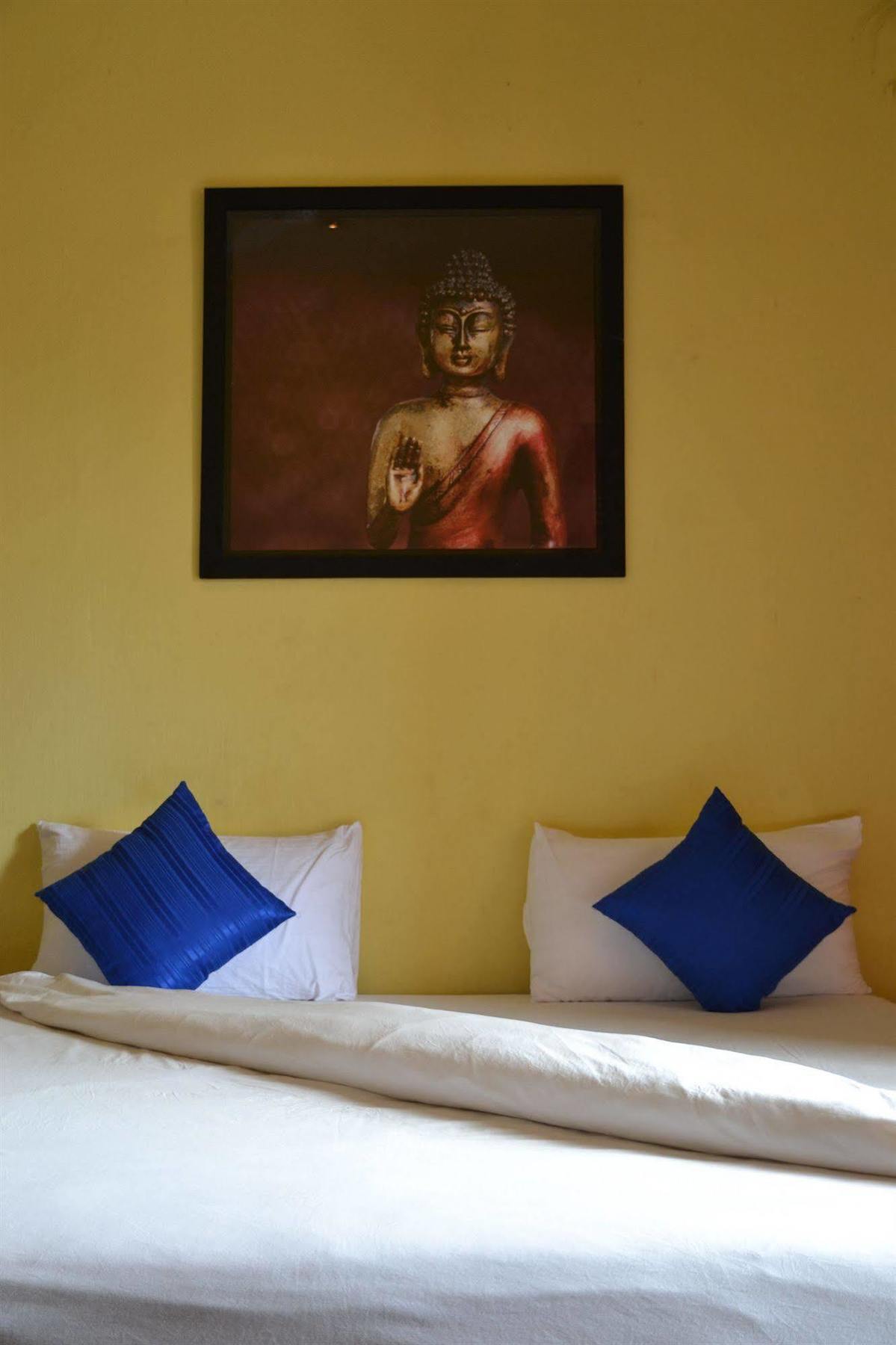 Hotel Inthira Thakhek Exteriér fotografie