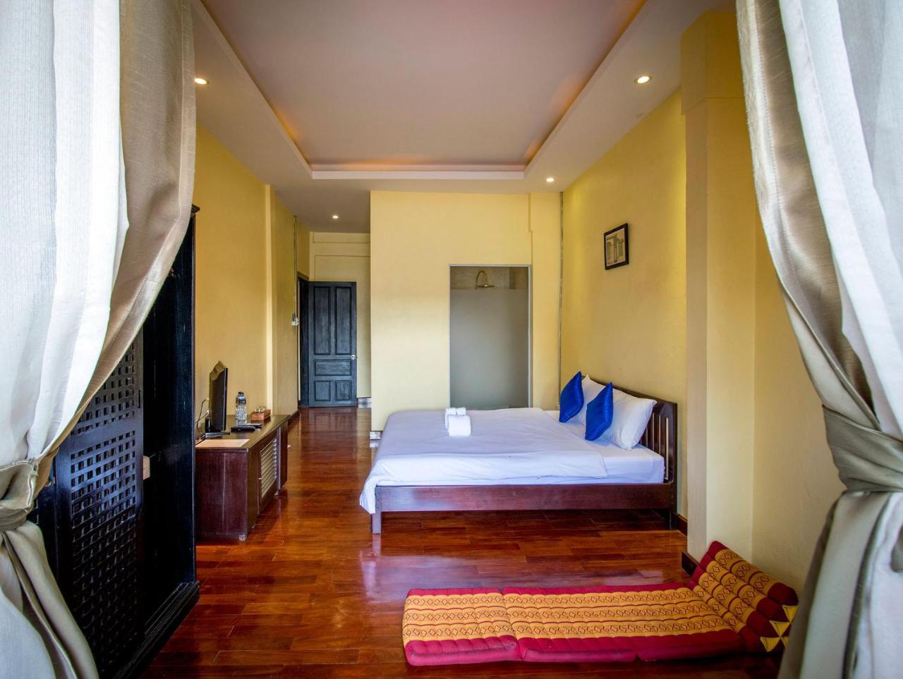 Hotel Inthira Thakhek Exteriér fotografie