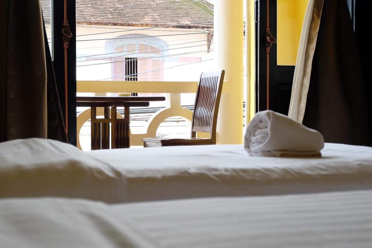 Hotel Inthira Thakhek Exteriér fotografie