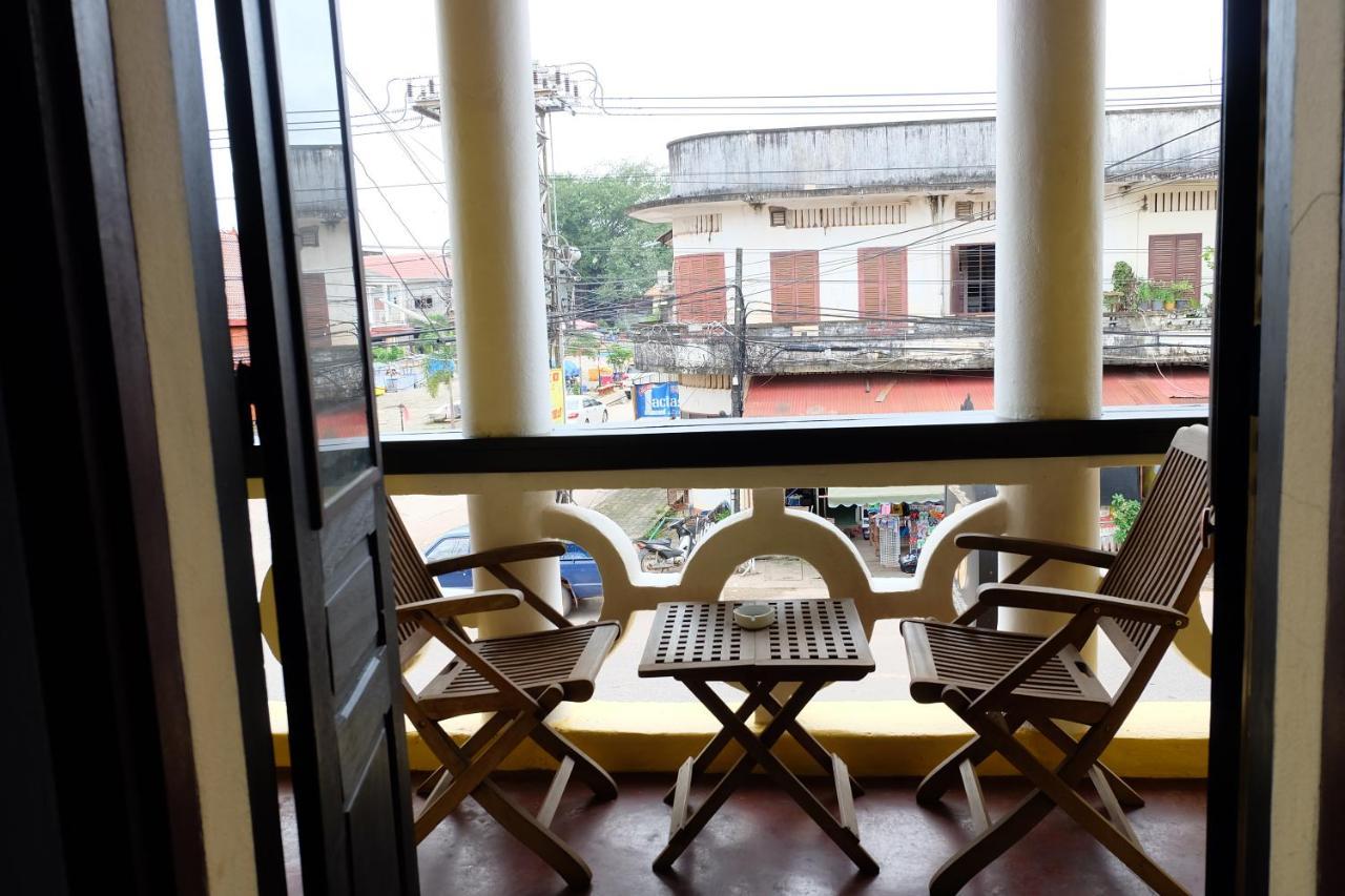Hotel Inthira Thakhek Exteriér fotografie